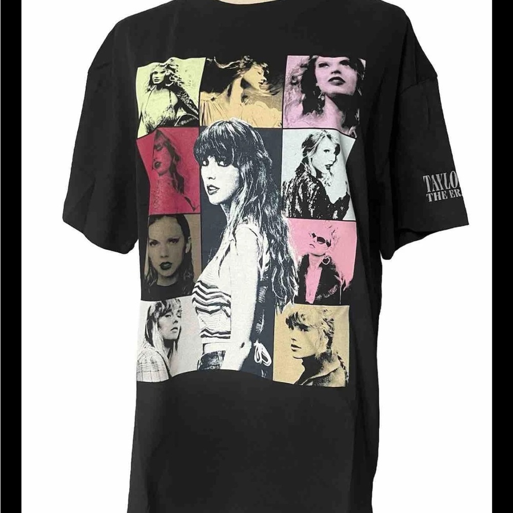 Taylor Swift The Eras Tour Tee Shirt Size Small Official Merchandise Black,